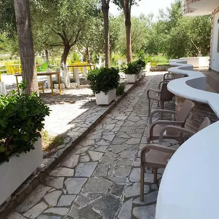 Hotell California Bashkia e Orikumit